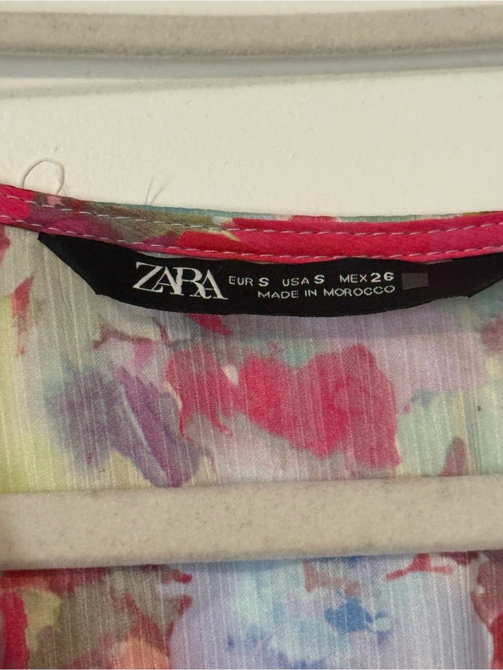 Zara Floral Dress - Picture 4 of 4